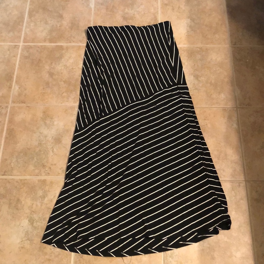 Asymmetrical Black and White Skirt